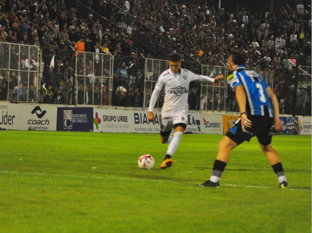 For Ever perdió el invicto de local frente a Almagro
