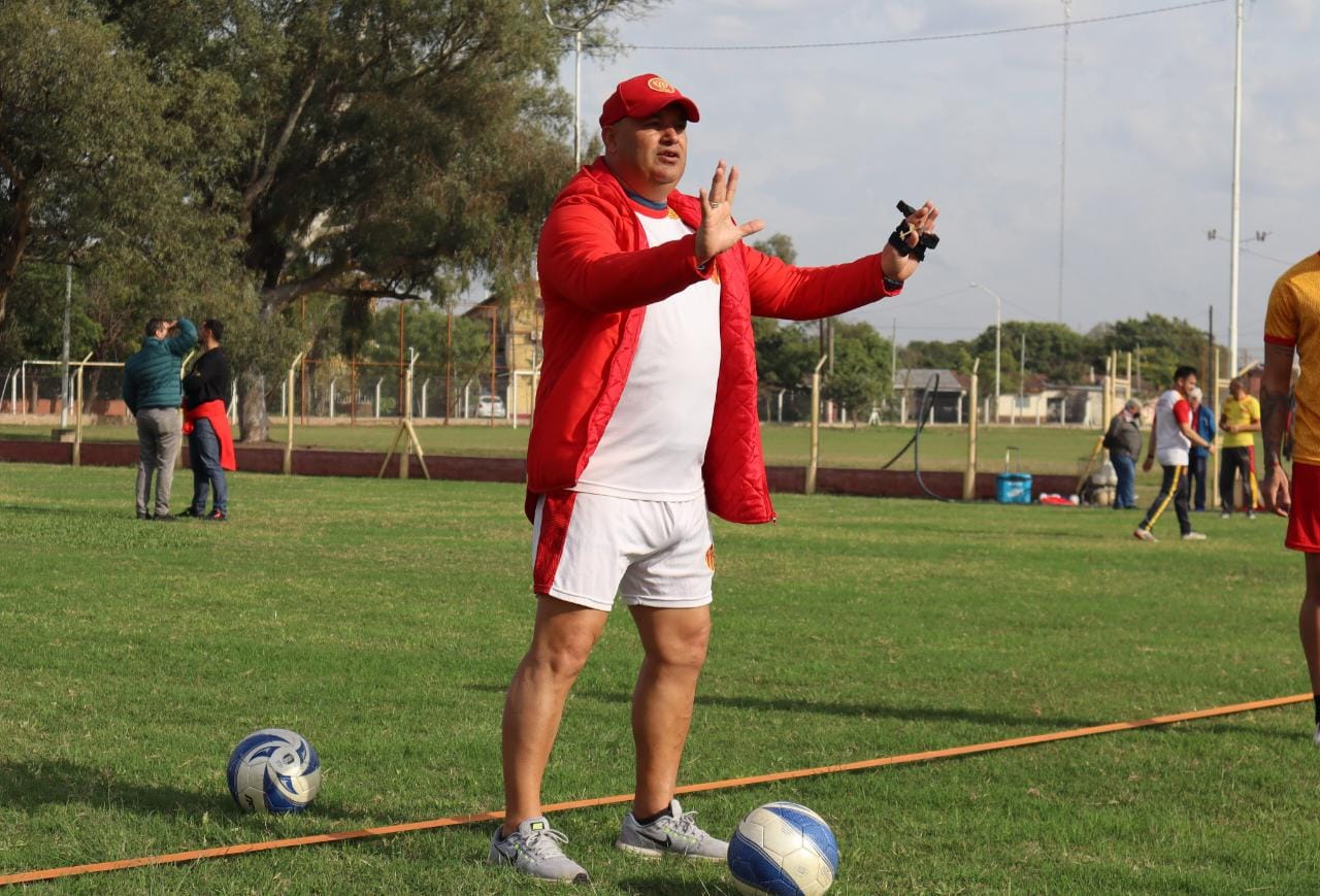 Sarmiento se prepara para el partido frente a Gimnasia y Tiro (S)