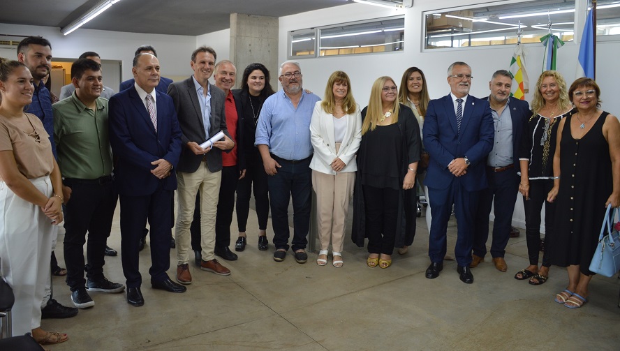 img-Entregaron diploma a Fernando Cuadra como intendente electo de Fontana
