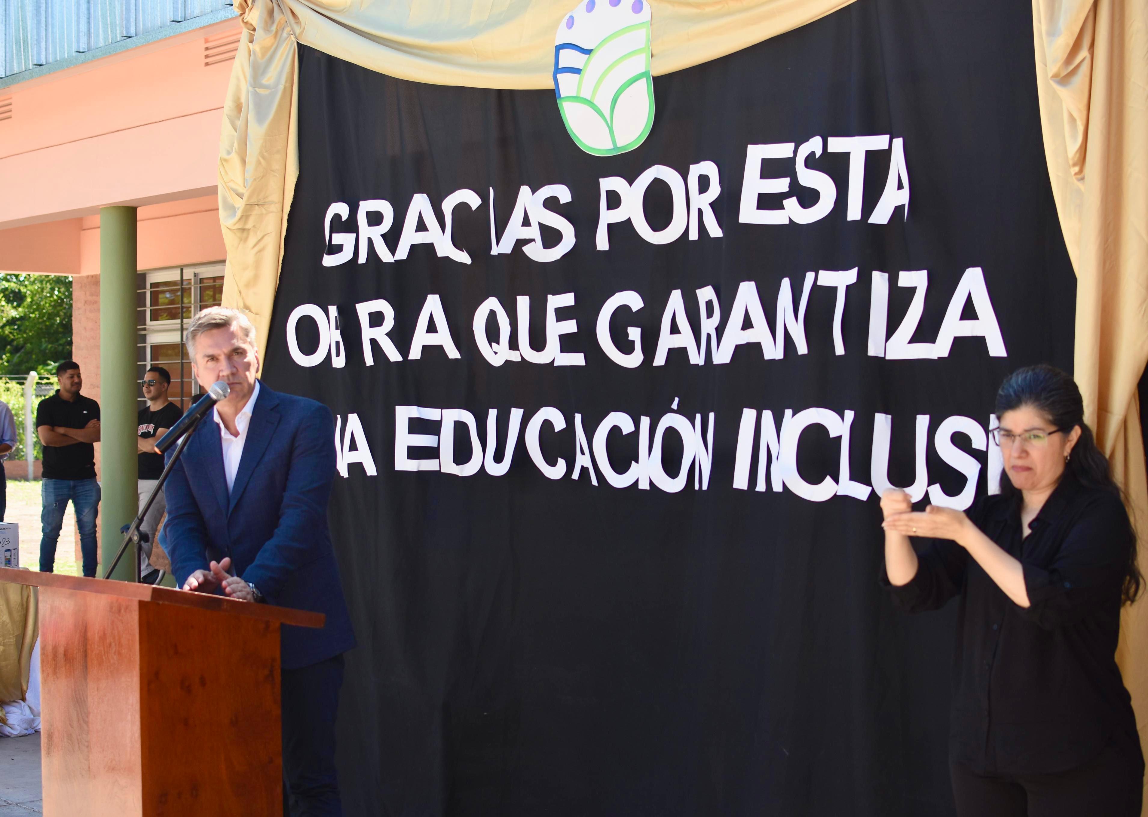 El gobernador Zdero inauguró la Escuela Especial N° 35 de Machagai