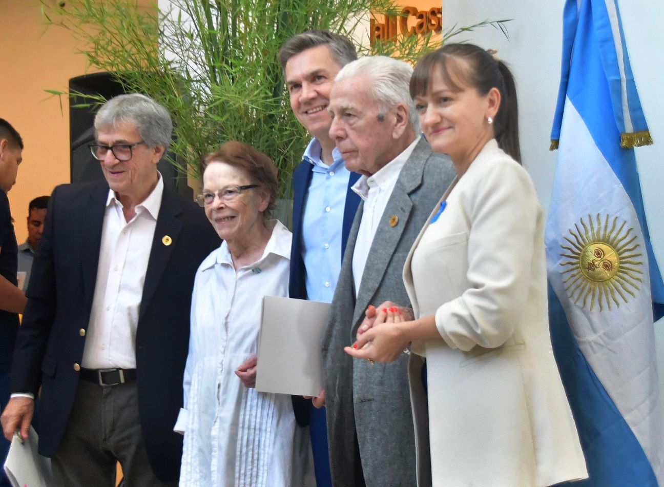 Zdero acompañó el acto por el Día Internacional de los Derechos Humanos