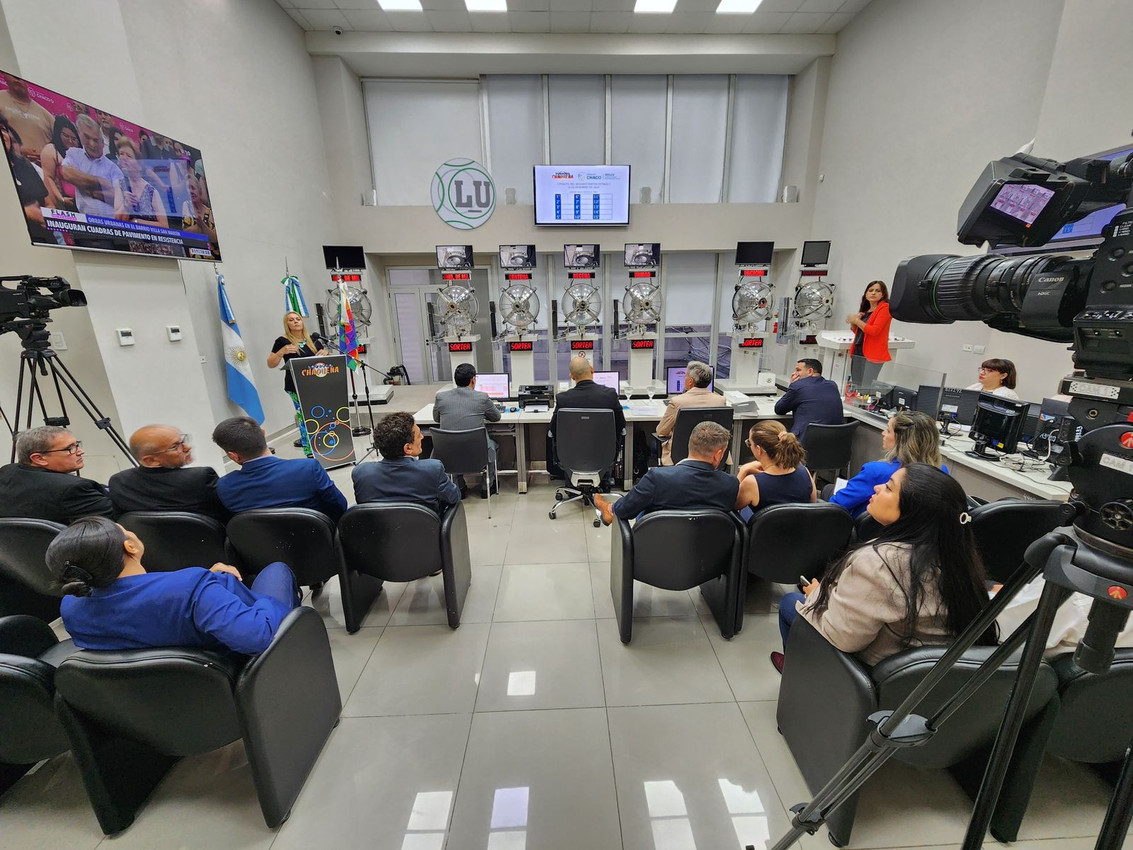 El IPDUV realizó el segundo sorteo de cancelación de deudas