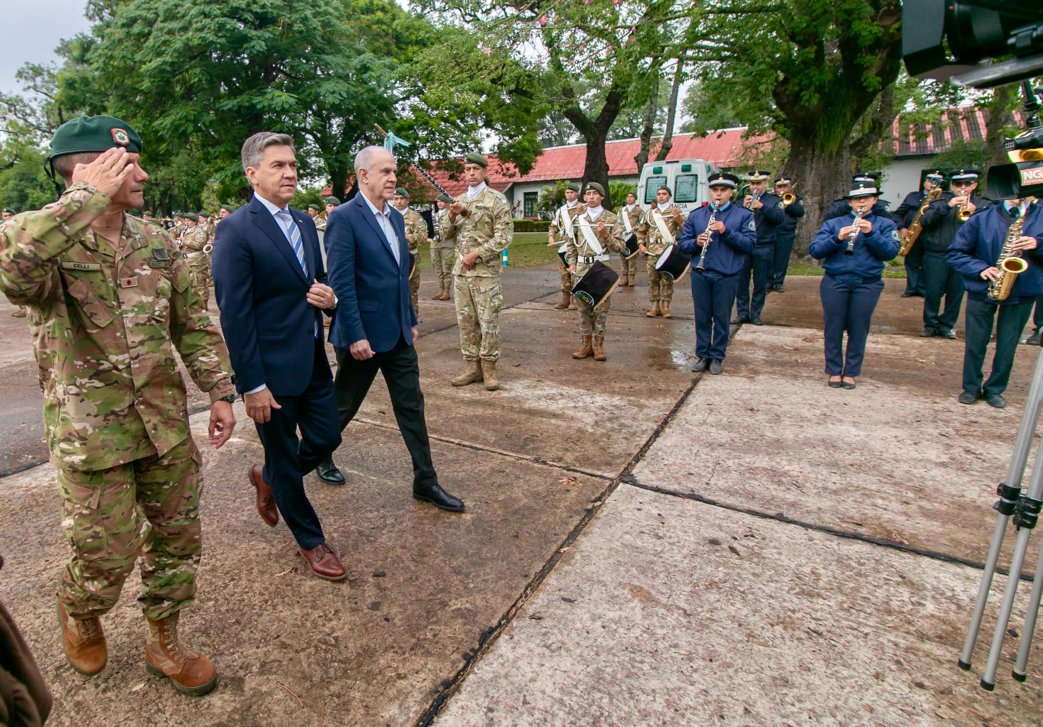 Zdero encabezó el acto central por el Día del Veterano y de los Caídos en la Guerra de Malvinas