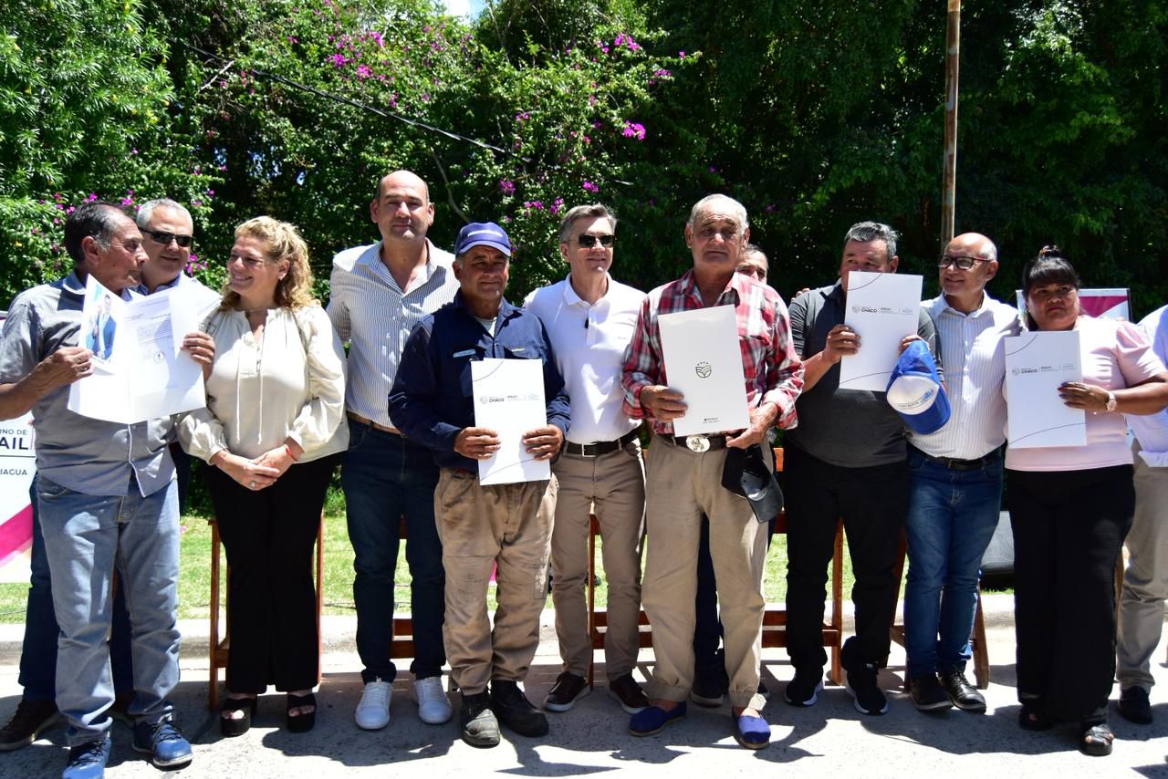 Sueños cumplidos: 70 familias de Basail recibieron sus títulos de propiedad