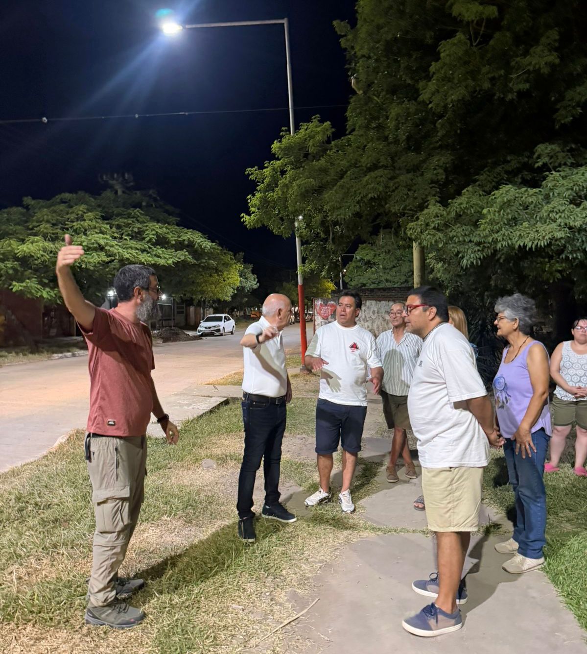 Plan de recuperación del alumbrado: Secheep mejora la iluminación en barrios del Gran Resistencia