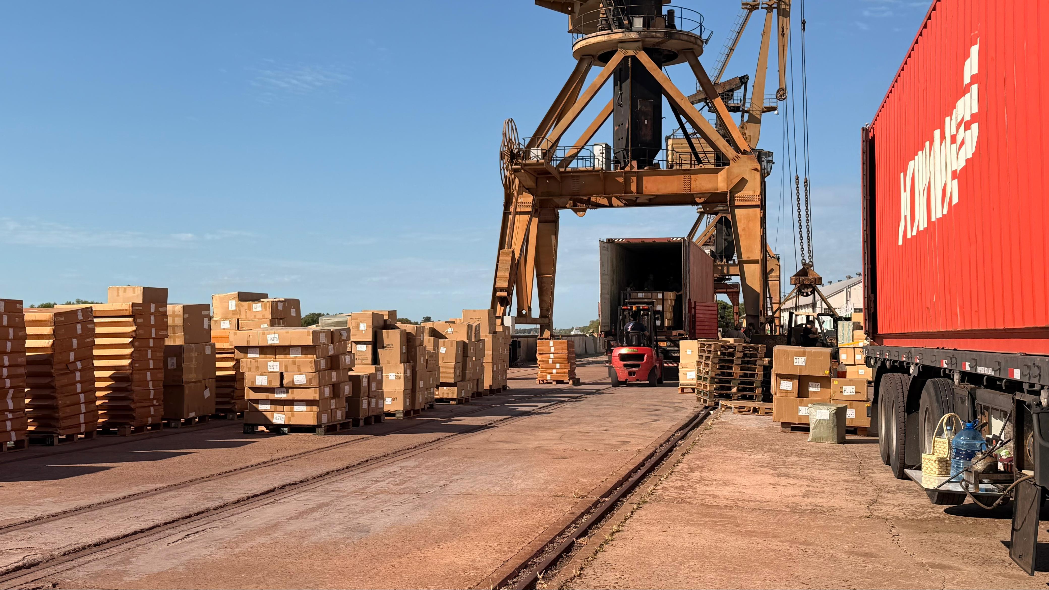 El Puerto de Barranqueras concretó una nueva operatoria de importación desde China