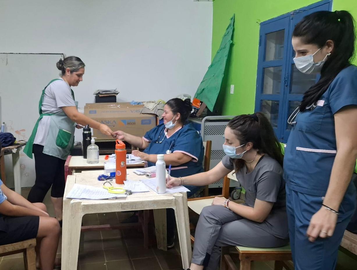 Las Breñas: Salud llegó a Villa los Arenales con un operativo sanitario tras casi 10 años