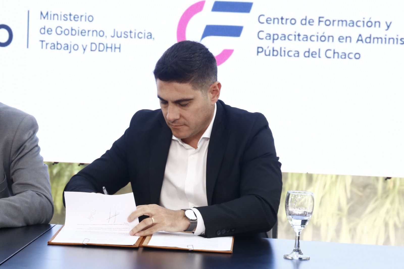 El Gobierno provincial impulsa un plan integral de Capacitación para el sector público