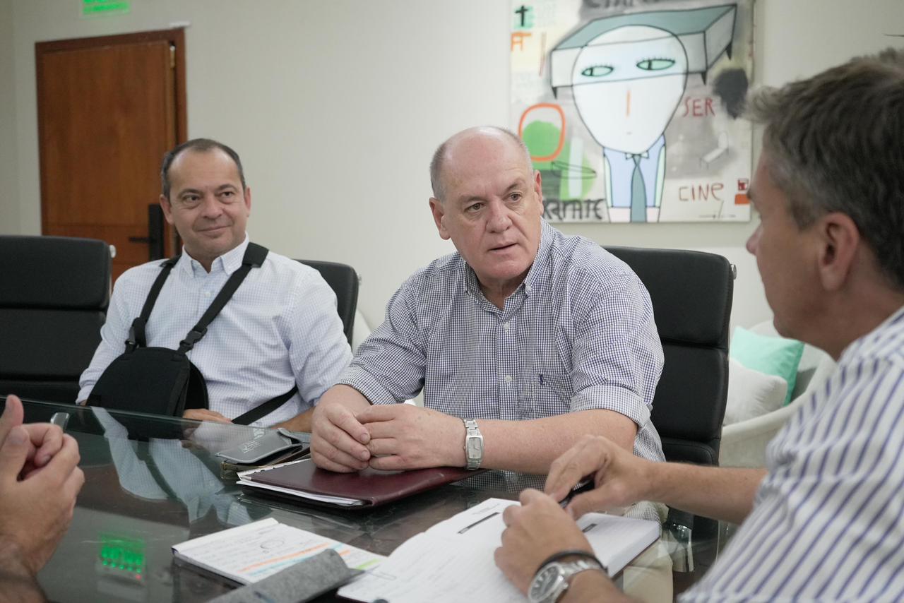 Zdero recibió a intendentes y fortalece el trabajo articulado con los municipios