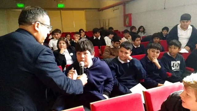 Estudiantes chaqueños reivindicaron el legado de Belgrano y destacaron el valor de la educación