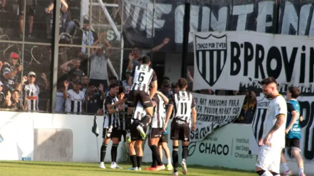For Ever venció a Almirante Brown y quedó a tres puntos del Reducido