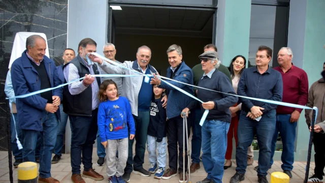 El gobernador Leandro Zdero inauguró las nuevas instalaciones del Consorcio Caminero N° 12 de Corzuela
