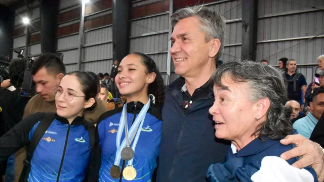 Obra Histórica: El Gobernador Leandro Zdero anunció la construcción de un albergue para deportistas en el Jaime Zapata