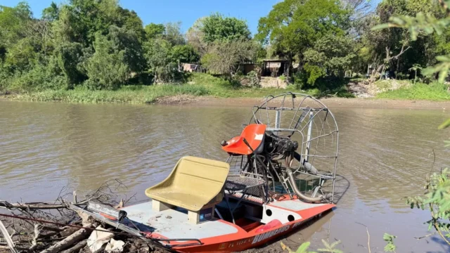 Prevencion  y respuesta: Bomberos voluntarios de Isla del Cerrito incorporan un hidrodeslizador
