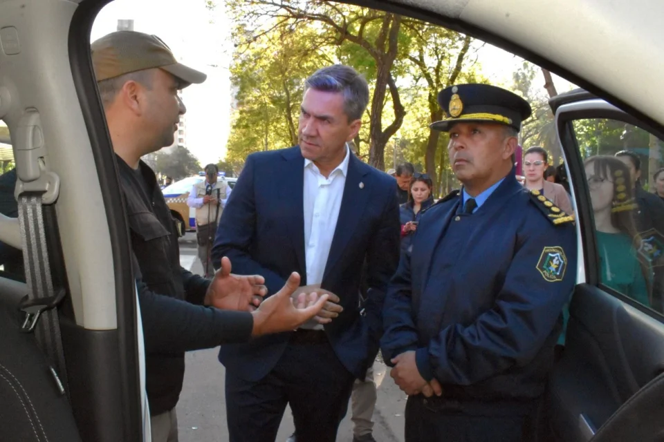 Zdero entrego 10 nuevos vehículos destinados a fortalecer la capacidad operativa de la Policía