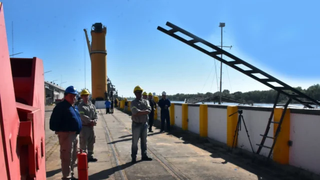 Puerto Barranqueras: se realizó un simulacro para fortalecer la respuesta ante contingencias ambientales