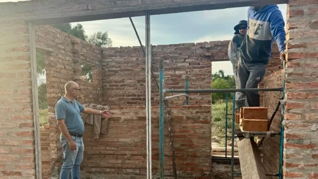Misión Nueva Pompeya: El IPDUV avanza con obras de viviendas