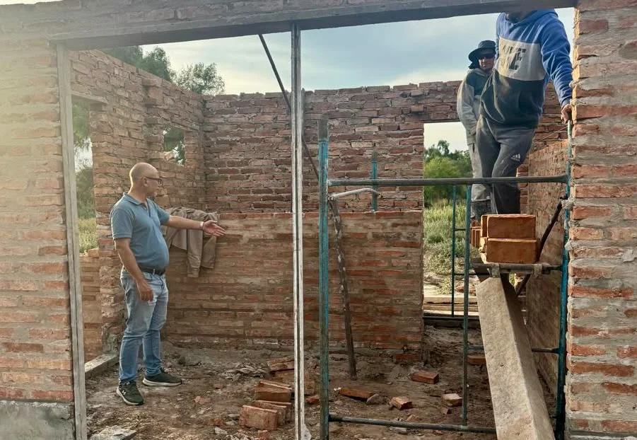 Misión Nueva Pompeya: El IPDUV avanza con obras de viviendas