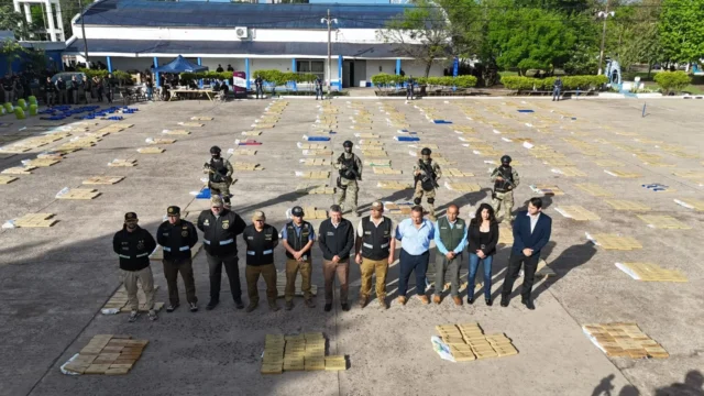 Histórico golpe al narcotráfico: la Policía del Chaco secuestró casi 5 Toneladas de Marihuana.