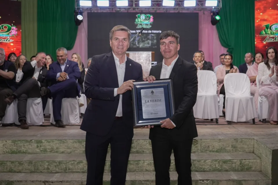 109  aniversario de La Verde: obras, nuevas luminarias y anuncios para la comunidad.